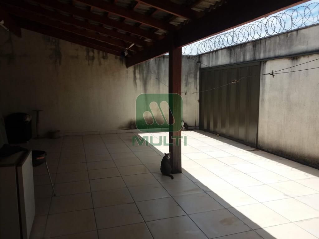 Casa à venda com 3 quartos, 120m² - Foto 16