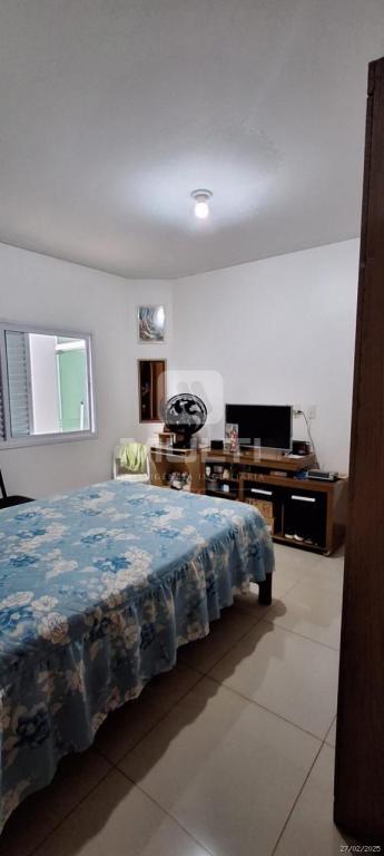 Casa à venda com 3 quartos, 160m² - Foto 13