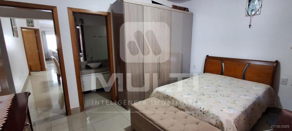 Casa à venda com 3 quartos, 160m² - Foto 14