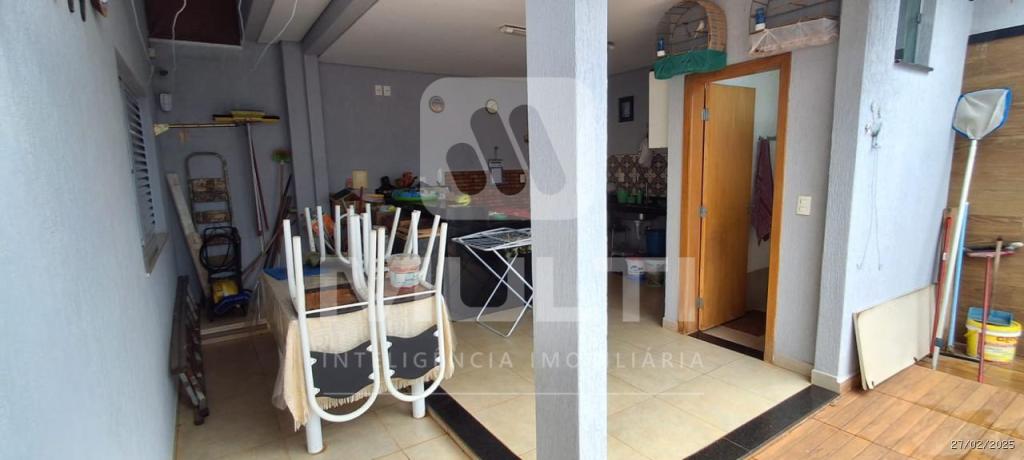 Casa à venda com 3 quartos, 160m² - Foto 18