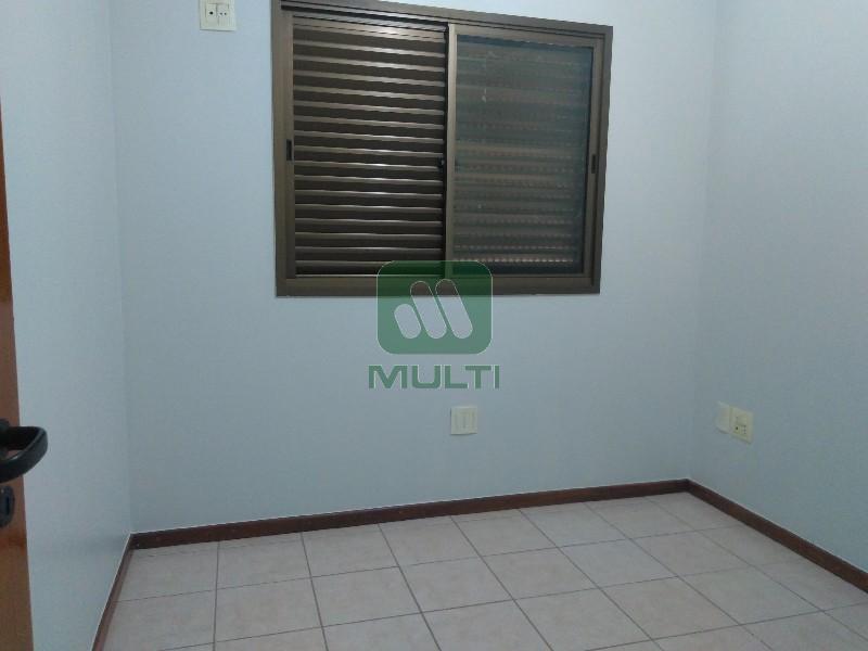 Apartamento à venda com 3 quartos, 87m² - Foto 5