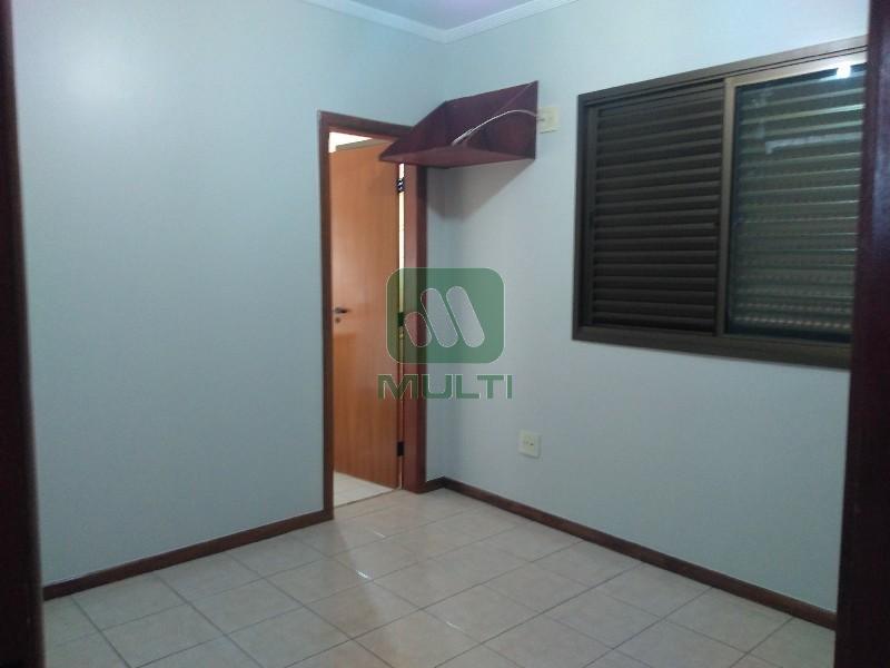 Apartamento à venda com 3 quartos, 87m² - Foto 8