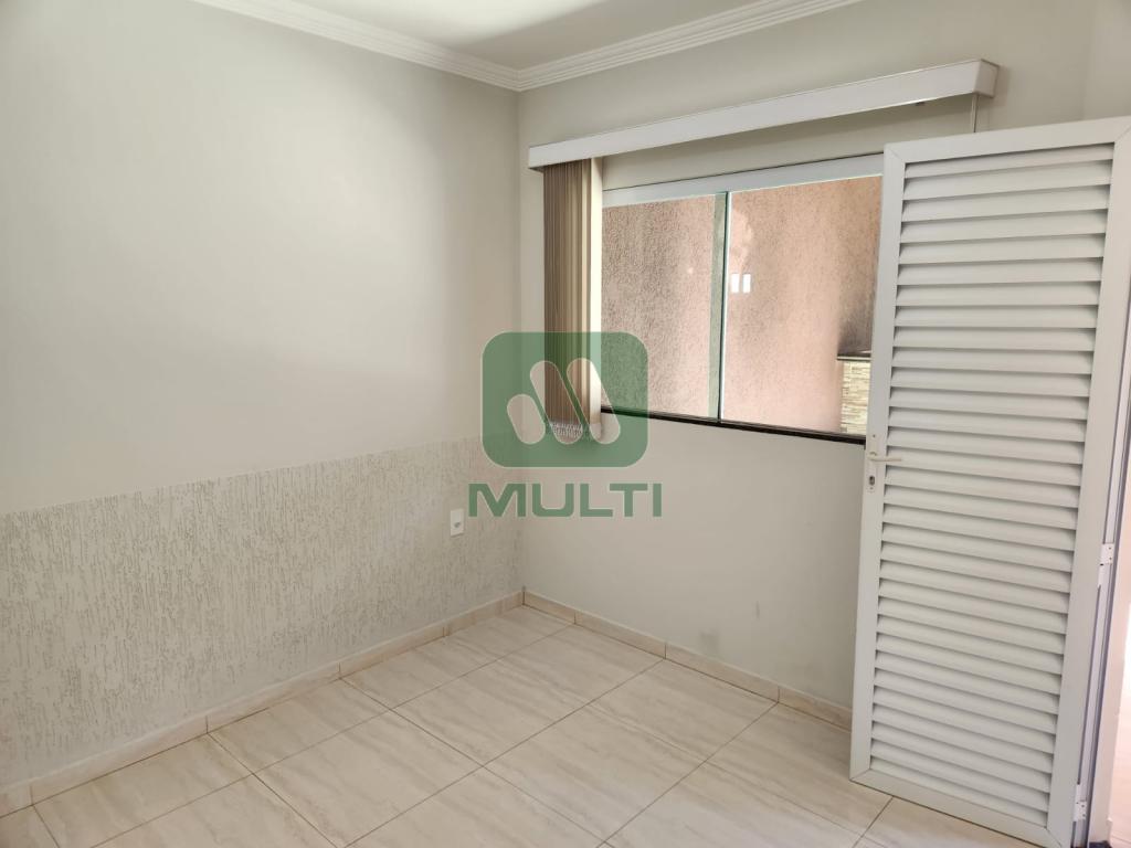 Casa à venda com 2 quartos, 190m² - Foto 19