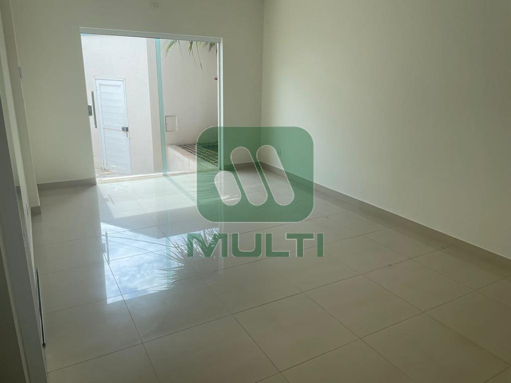 Casa à venda com 3 quartos, 250m² - Foto 5