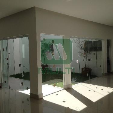 Casa à venda com 3 quartos, 290m² - Foto 9