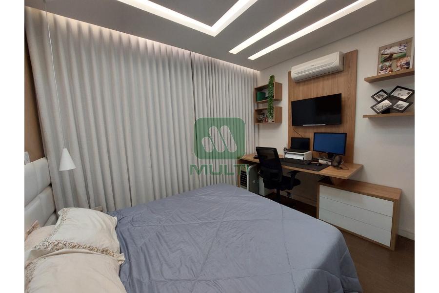 Apartamento à venda com 2 quartos, 62m² - Foto 12