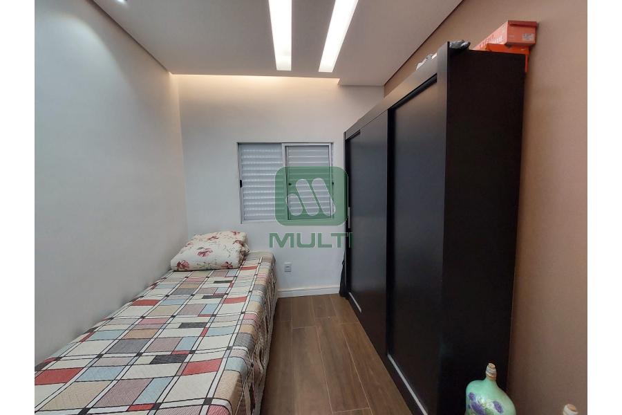 Apartamento à venda com 2 quartos, 62m² - Foto 17