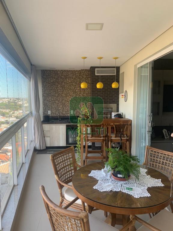 Apartamento à venda com 3 quartos, 162m² - Foto 10