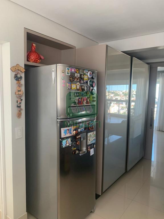 Apartamento à venda com 3 quartos, 162m² - Foto 15