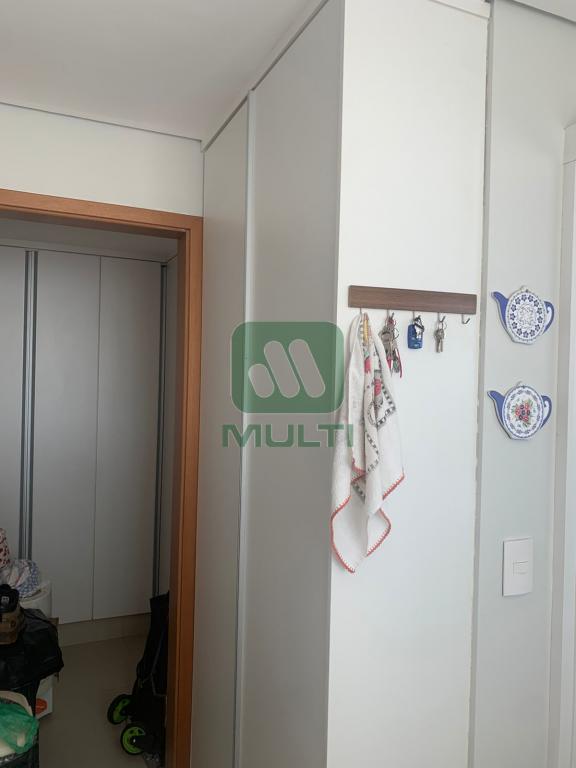 Apartamento à venda com 3 quartos, 162m² - Foto 18