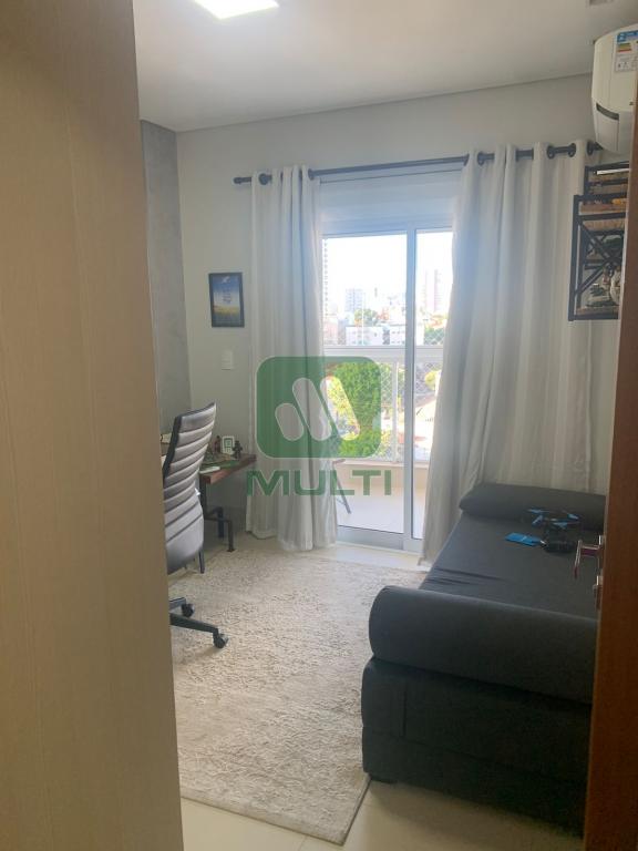 Apartamento à venda com 3 quartos, 162m² - Foto 23