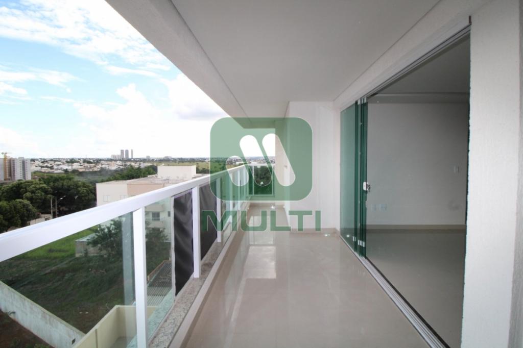 Apartamento à venda com 3 quartos, 116m² - Foto 4