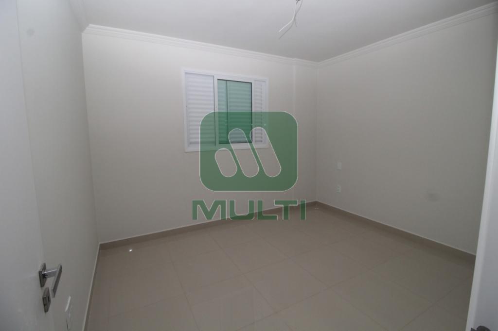 Apartamento à venda com 3 quartos, 116m² - Foto 9