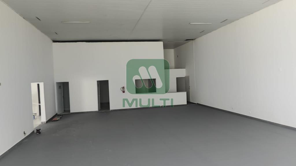 Apartamento à venda com 1 quarto, 200m² - Foto 1