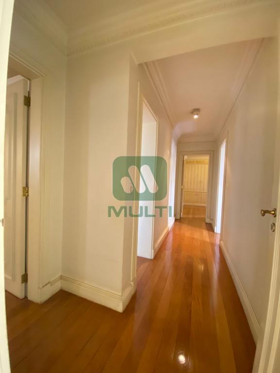 Apartamento à venda com 4 quartos, 370m² - Foto 14