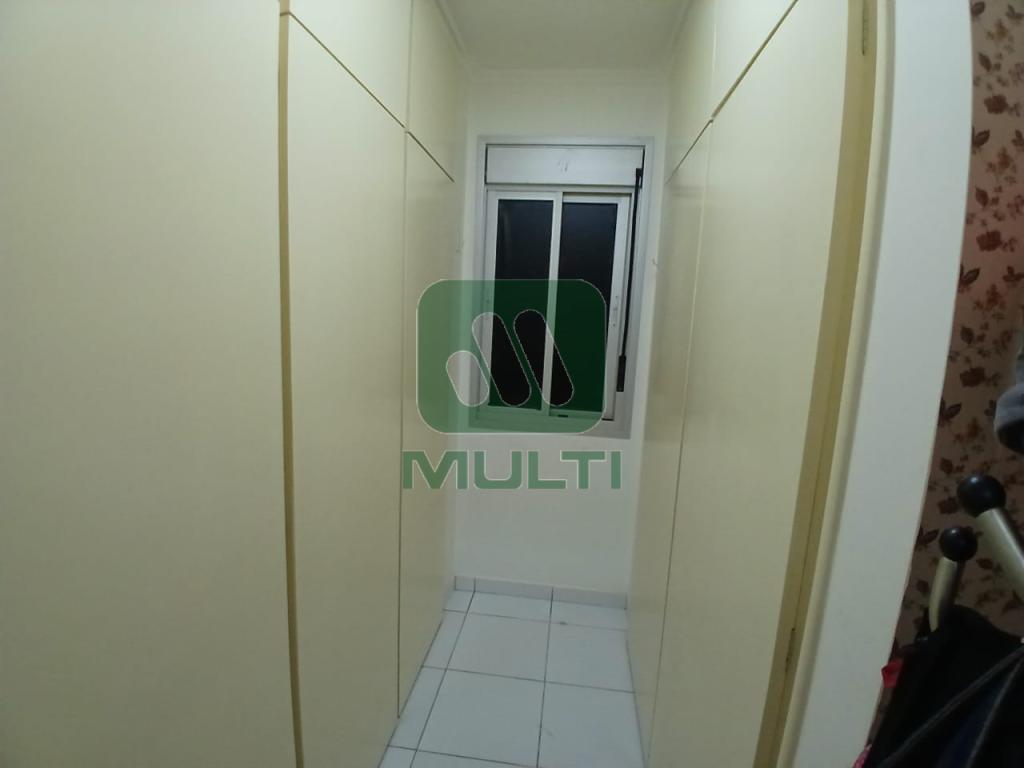 Apartamento à venda com 3 quartos, 160m² - Foto 7