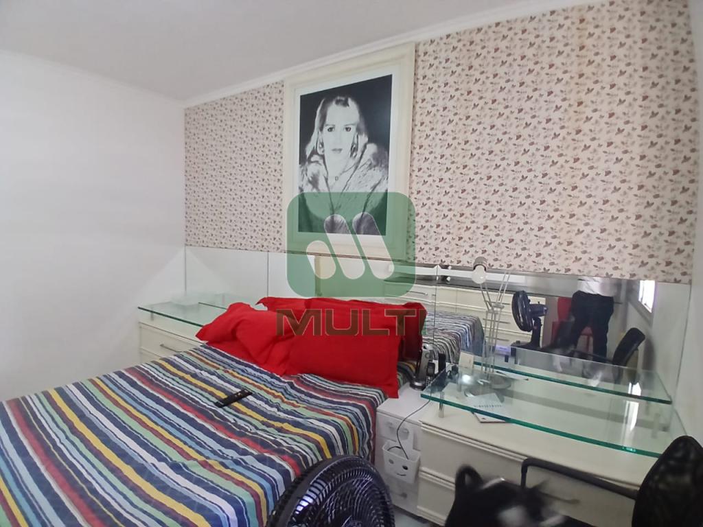 Apartamento à venda com 3 quartos, 160m² - Foto 10