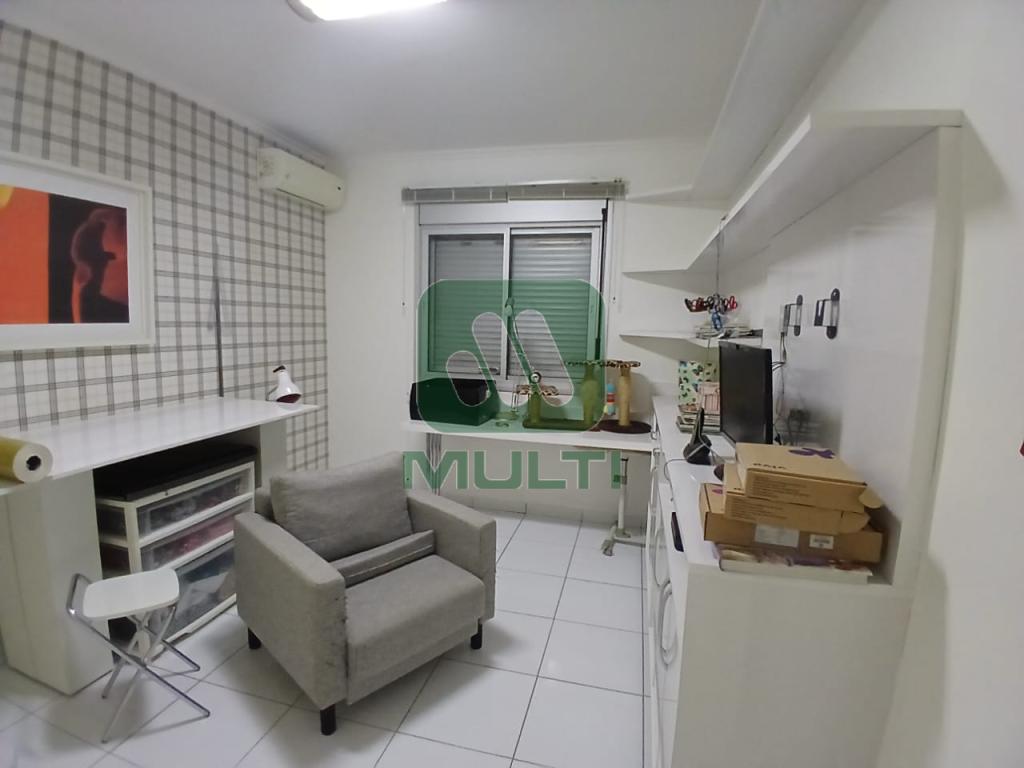 Apartamento à venda com 3 quartos, 160m² - Foto 22