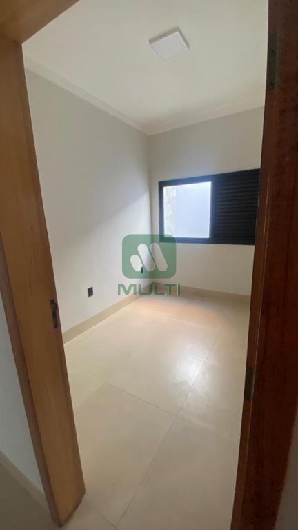 Casa à venda com 3 quartos, 170m² - Foto 7