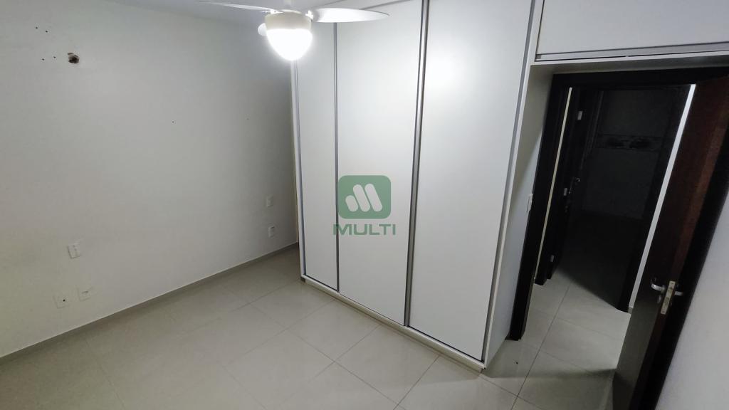 Apartamento à venda com 3 quartos, 90m² - Foto 9