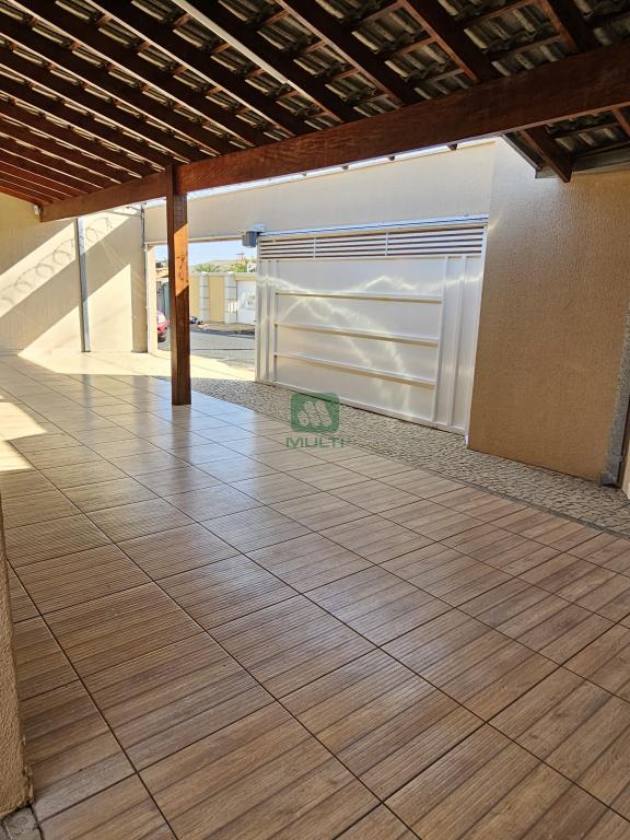 Casa à venda com 3 quartos, 200m² - Foto 8