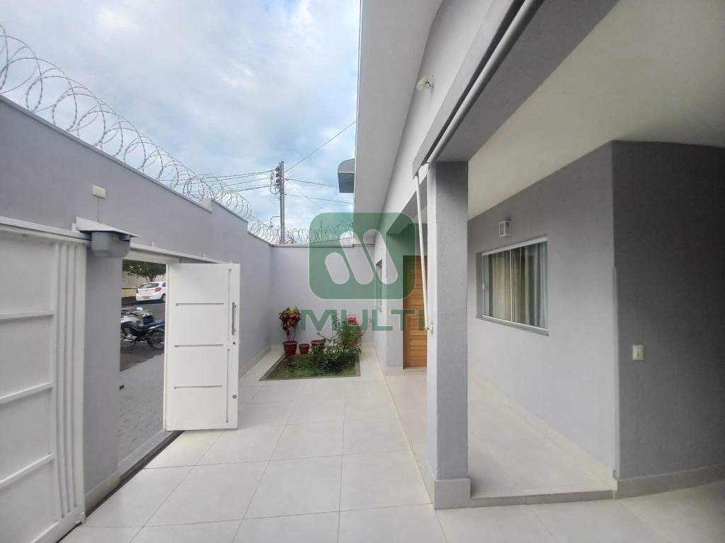 Casa à venda com 3 quartos, 196m² - Foto 16