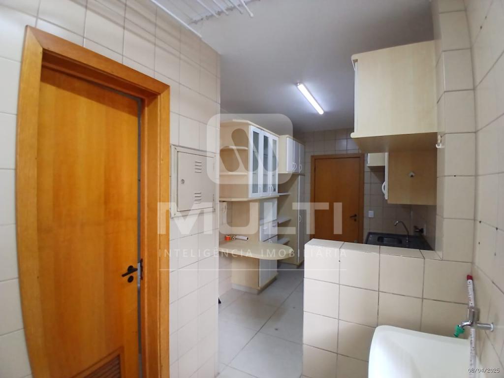 Apartamento à venda com 3 quartos, 110m² - Foto 7