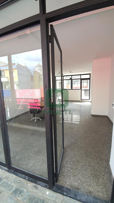 Conjunto Comercial-Sala à venda com 1 quarto, 50m² - Foto 4