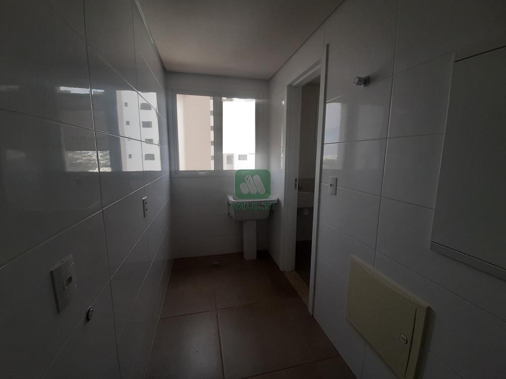 Apartamento à venda com 3 quartos, 136m² - Foto 5