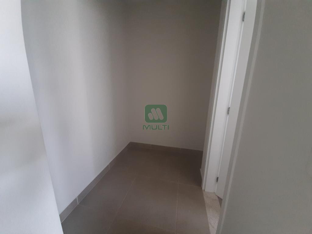 Apartamento à venda com 3 quartos, 136m² - Foto 10