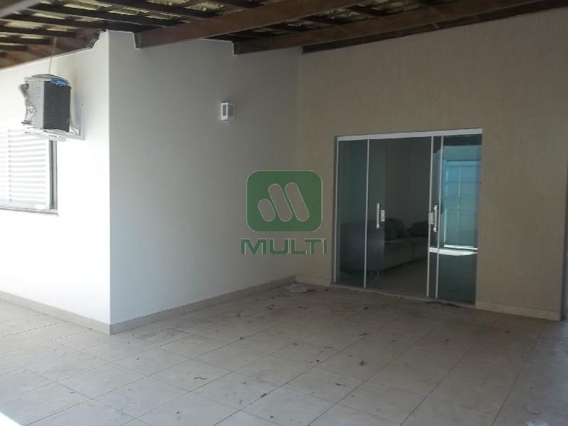 Casa à venda com 3 quartos, 184m² - Foto 5