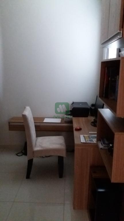 Apartamento à venda com 3 quartos, 117m² - Foto 17