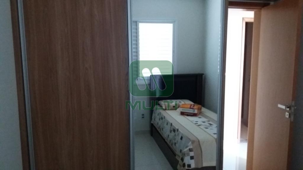 Apartamento à venda com 3 quartos, 117m² - Foto 18