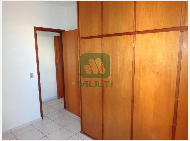 Apartamento à venda com 3 quartos, 82m² - Foto 9