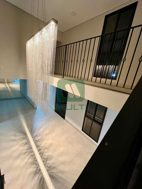 Casa de Condomínio à venda com 4 quartos, 303m² - Foto 12