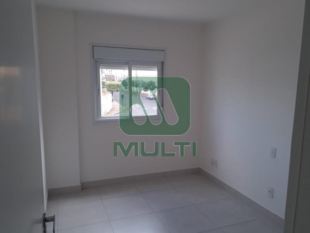 Apartamento à venda com 3 quartos, 109m² - Foto 9