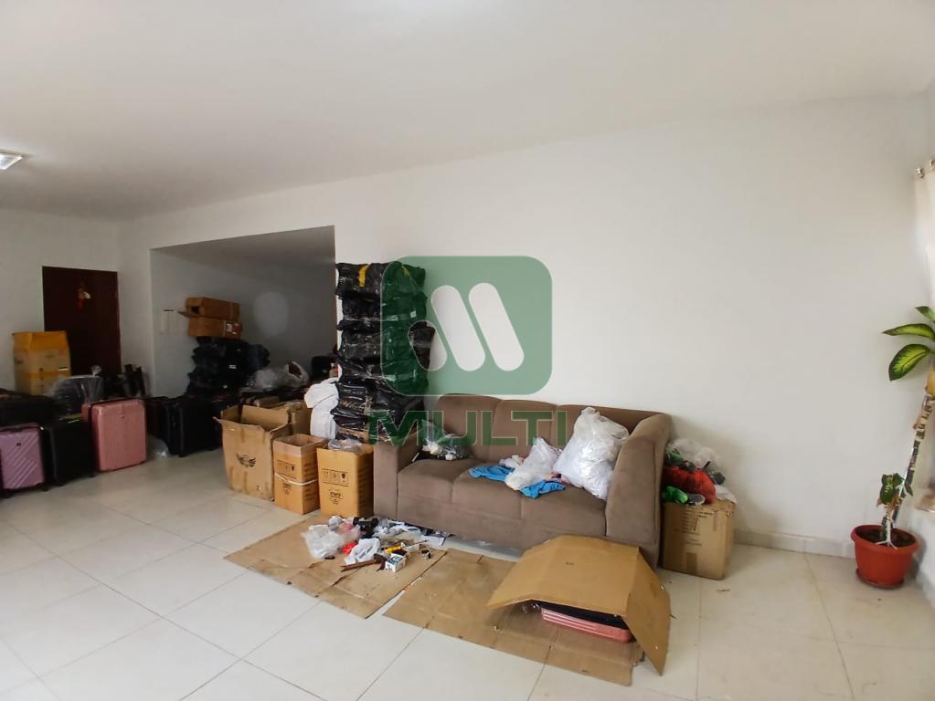 Apartamento à venda com 3 quartos, 170m² - Foto 1