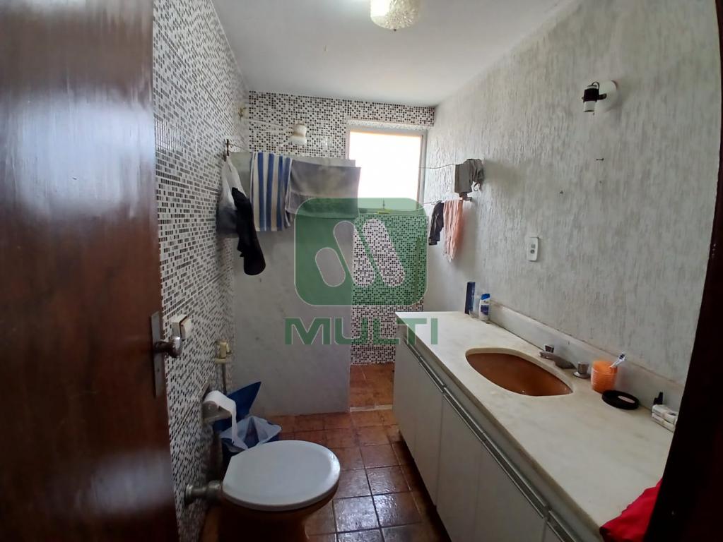 Apartamento à venda com 3 quartos, 170m² - Foto 11