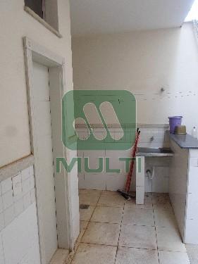 Casa à venda com 3 quartos, 210m² - Foto 22