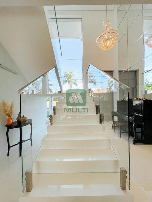 Casa de Condomínio à venda com 5 quartos, 374m² - Foto 22