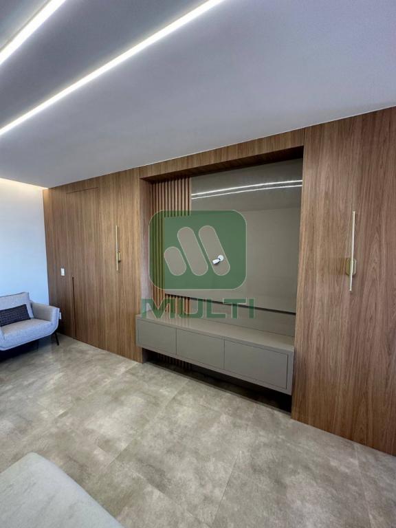 Cobertura à venda com 4 quartos, 250m² - Foto 6