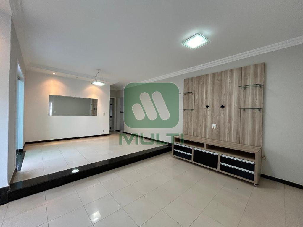 Casa à venda com 4 quartos, 193m² - Foto 5