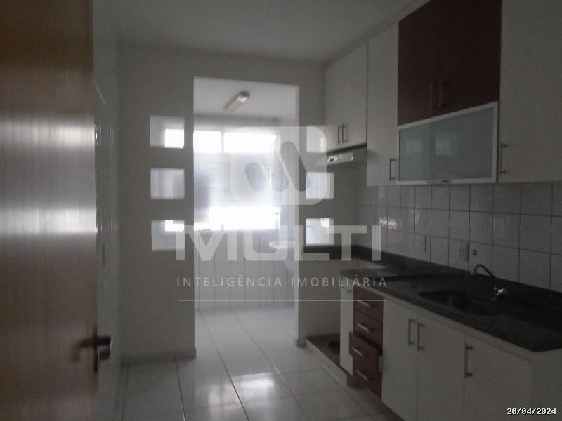 Apartamento à venda com 3 quartos, 88m² - Foto 2