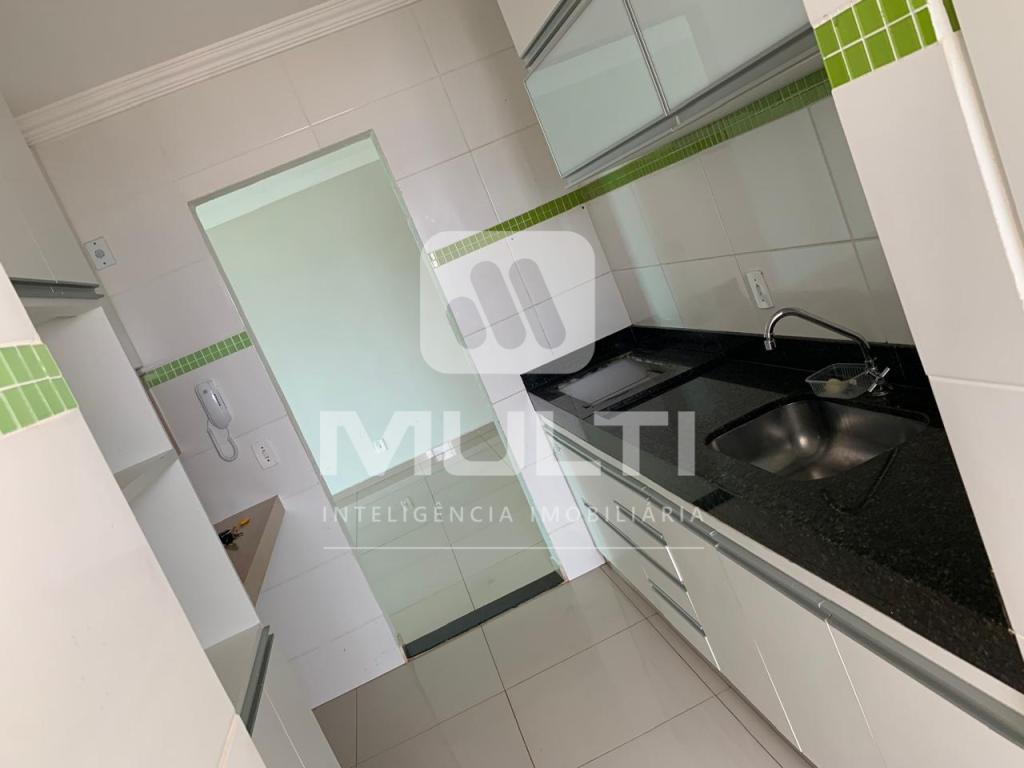 Apartamento à venda com 2 quartos, 60m² - Foto 4