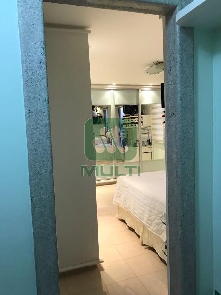 Apartamento à venda com 4 quartos, 164m² - Foto 18