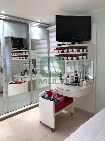 Apartamento à venda com 4 quartos, 164m² - Foto 21