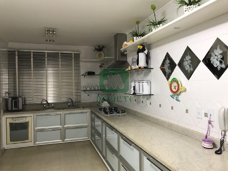 Apartamento à venda com 4 quartos, 164m² - Foto 47