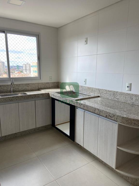 Apartamento à venda com 3 quartos, 108m² - Foto 6