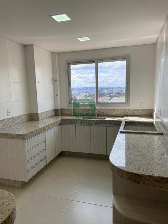 Apartamento à venda com 3 quartos, 108m² - Foto 7