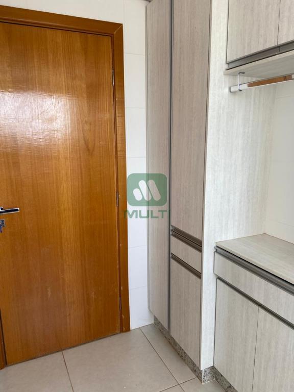 Apartamento à venda com 3 quartos, 108m² - Foto 9